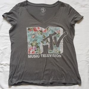 TORRID MTV V-NECK TEE